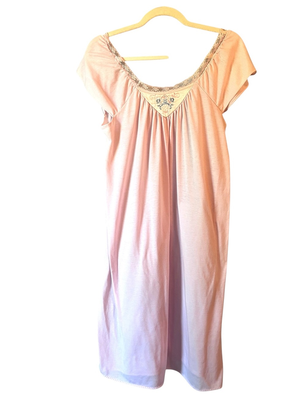 Vintage Dreamwear Lingerie Pink Nightgown Medium Lace Short Sleeve Embroidered